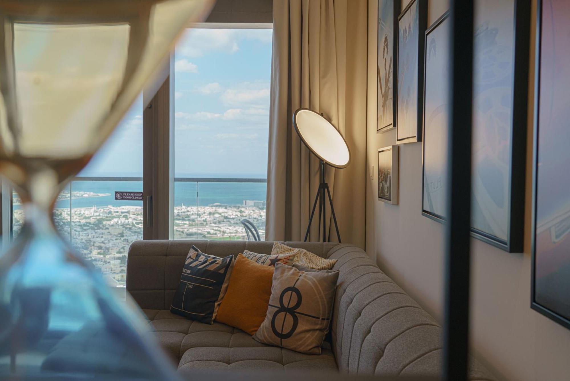 Paramount Tower Hotel And Residences With Infinity Sky Pool Dubai Eksteriør billede